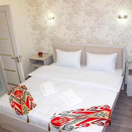 Hotel Taht Ташкент Екстер'єр фото